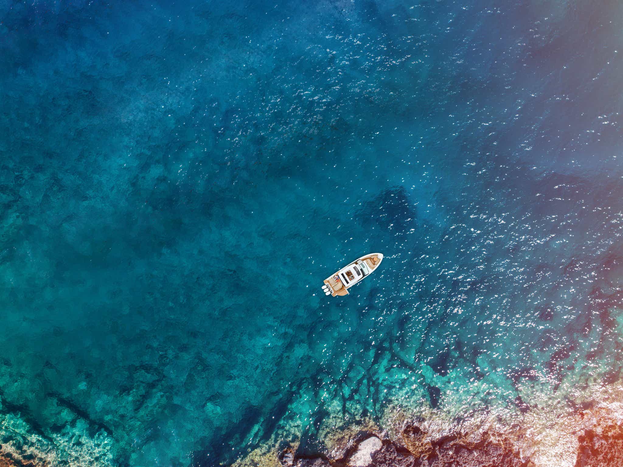 SLX 400 Outboard aerial view