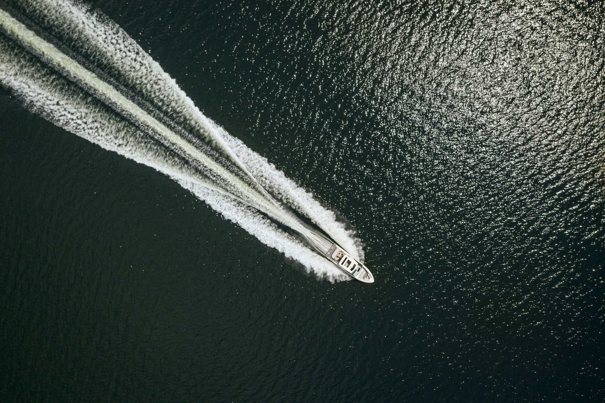 2024 SLX 400 aerial Overhead shot of running