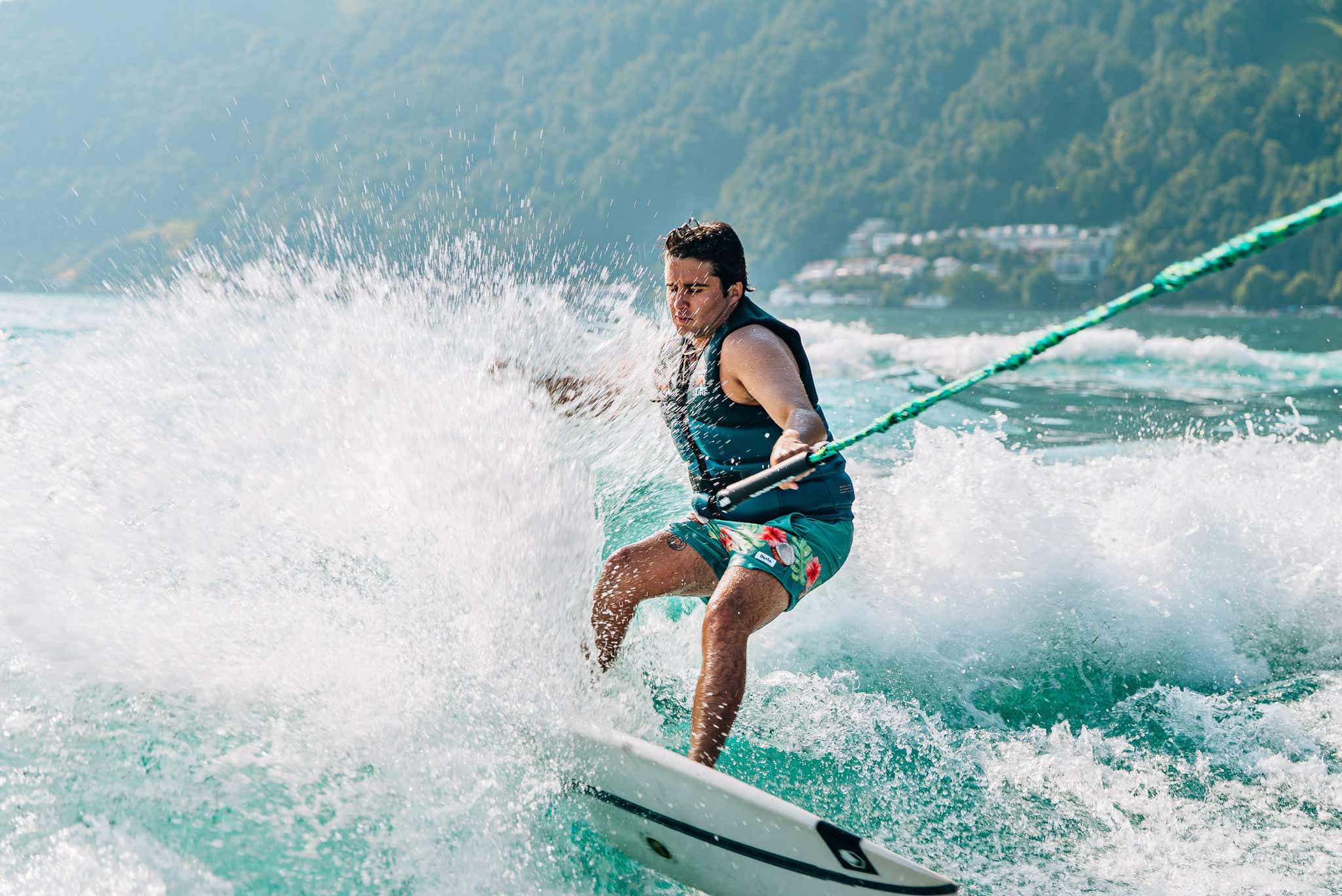 Sea Ray boat running Surfer