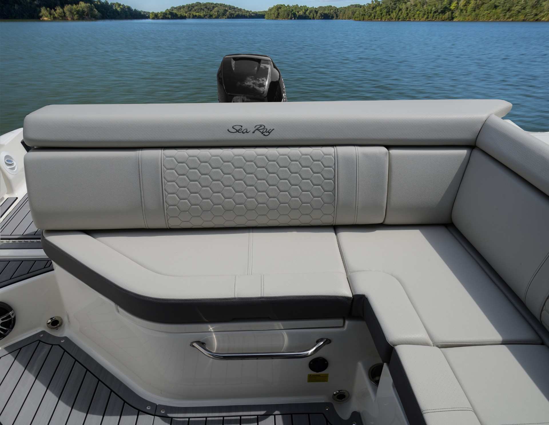 SDX 270 Outboard cockpit seating stone interior
