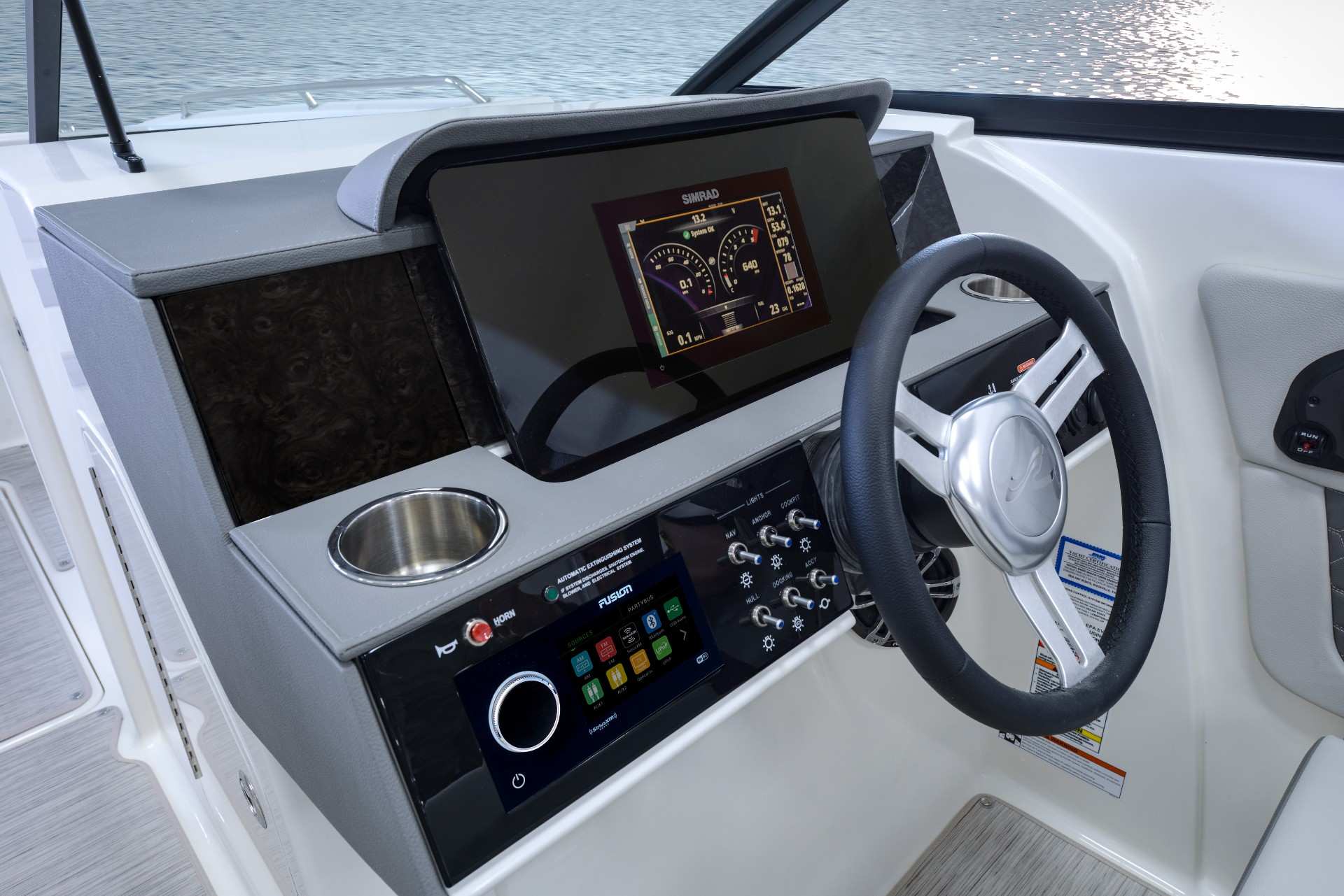 SDX 290 Outboard dash stone interior