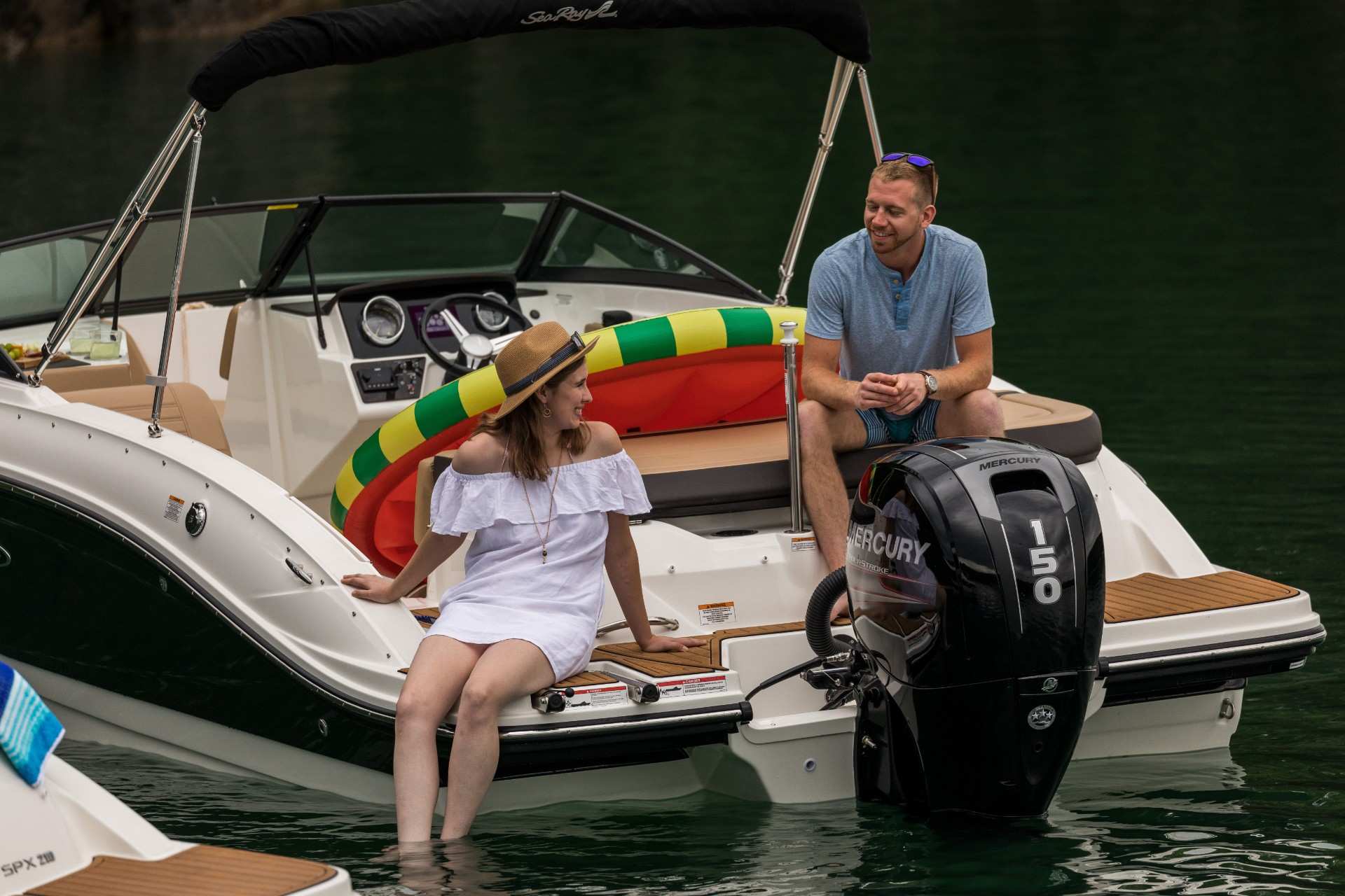 SPX 210 Outboard couple stern
