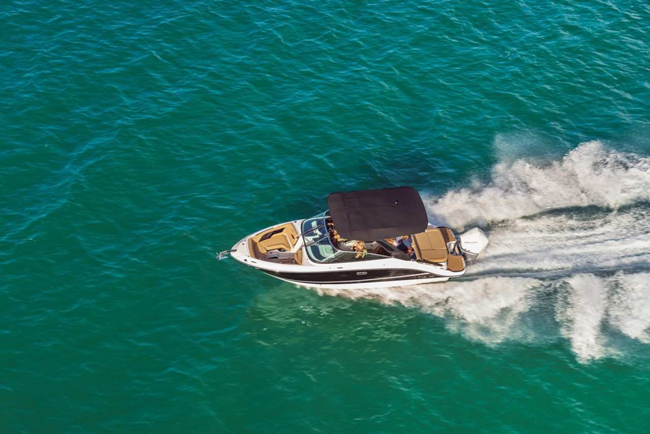 SLX 260 Outboard aerial running