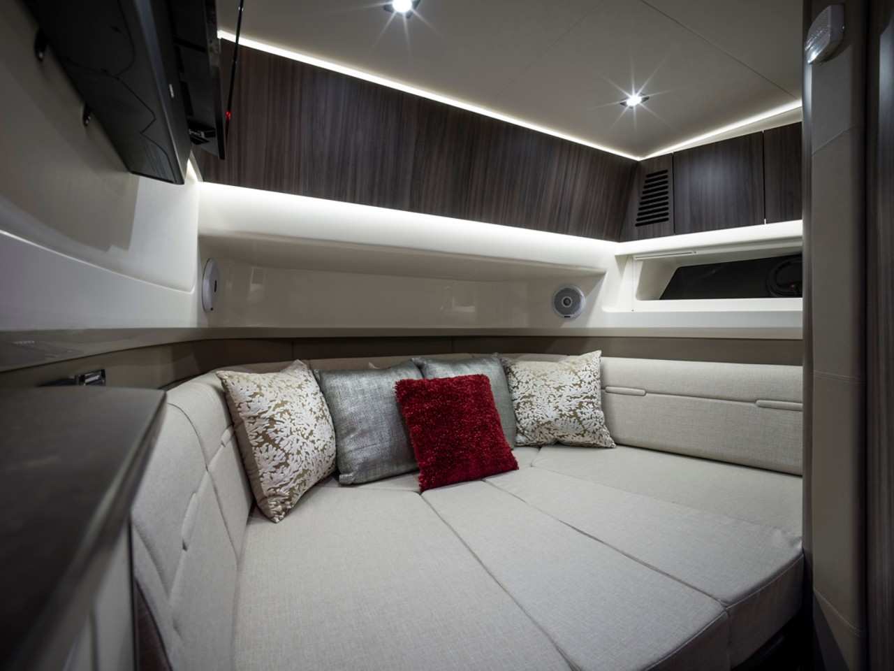 SLX 400 cabin v berth filler cushions