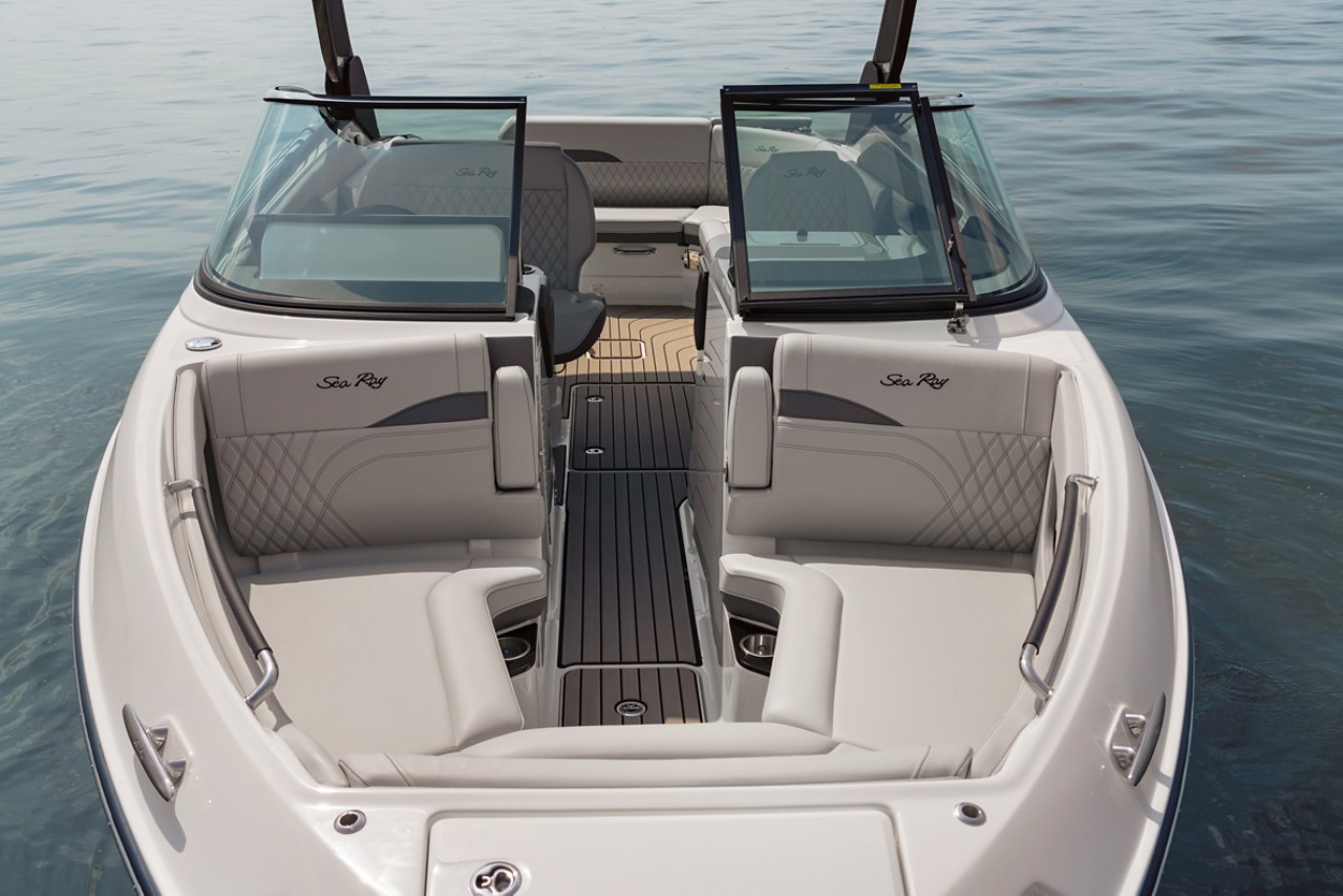 SLX 280 bow seating