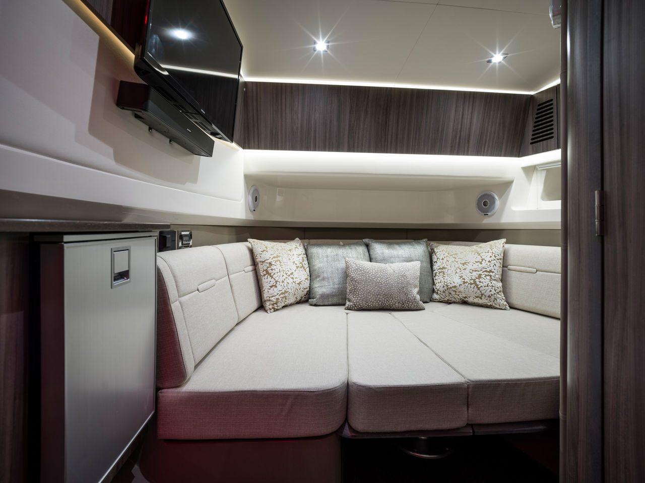 2024 SLX 400 Outboard cabin V berth filler cushions
