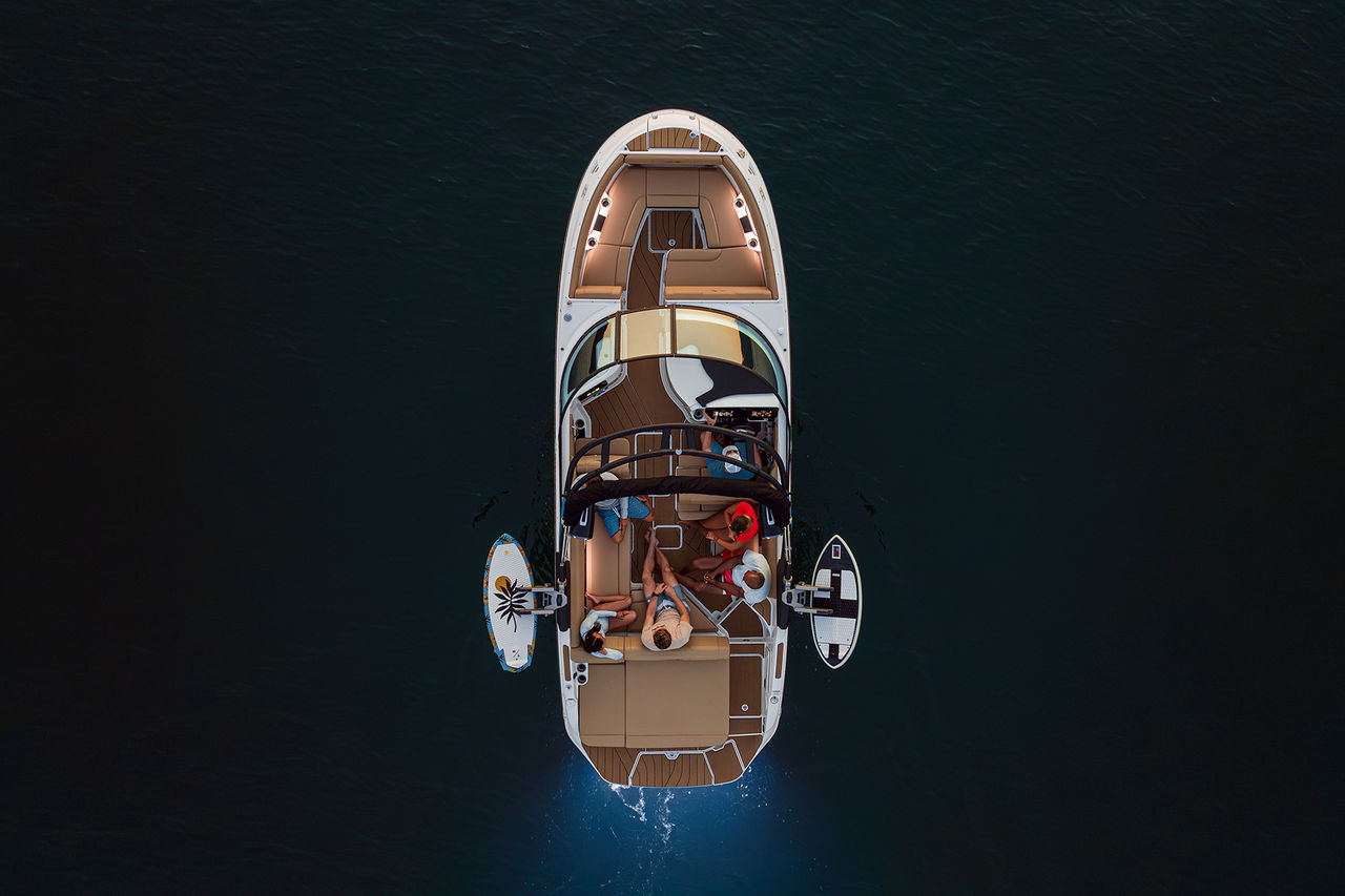 Sea Ray SDX 250 Surf aerial Overhead accent lighting twilight