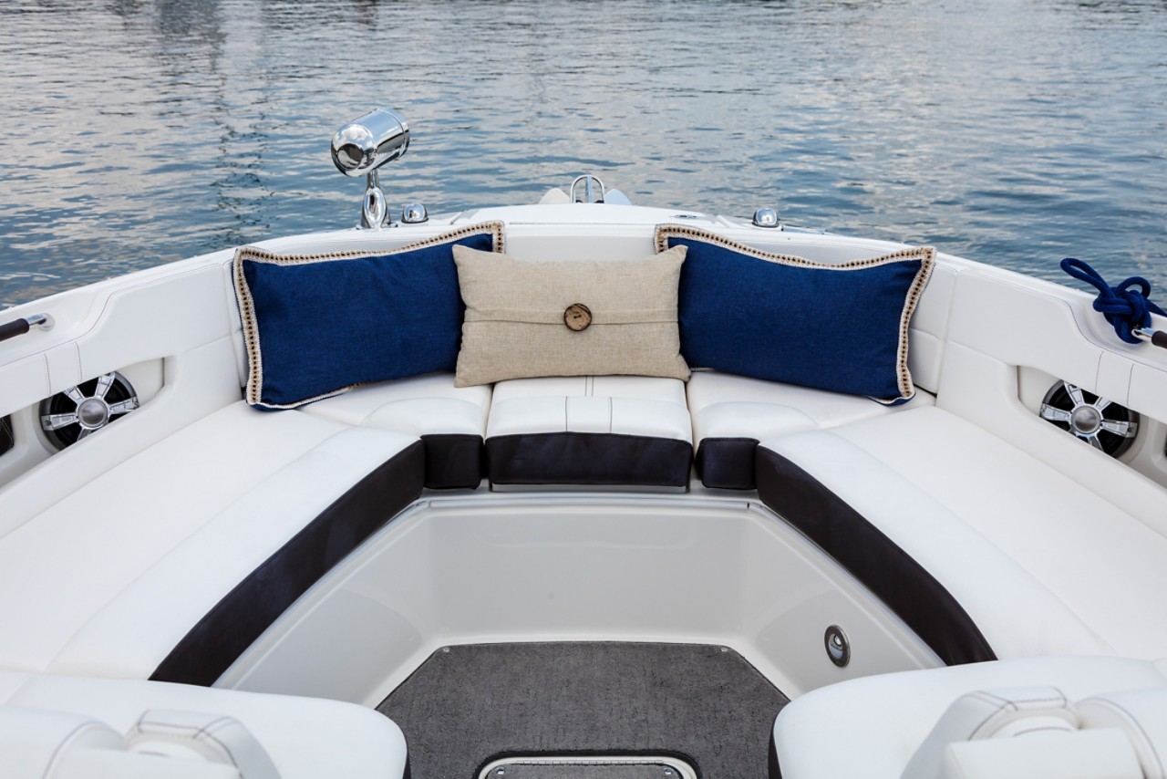 2024 SLX 310 bow seating