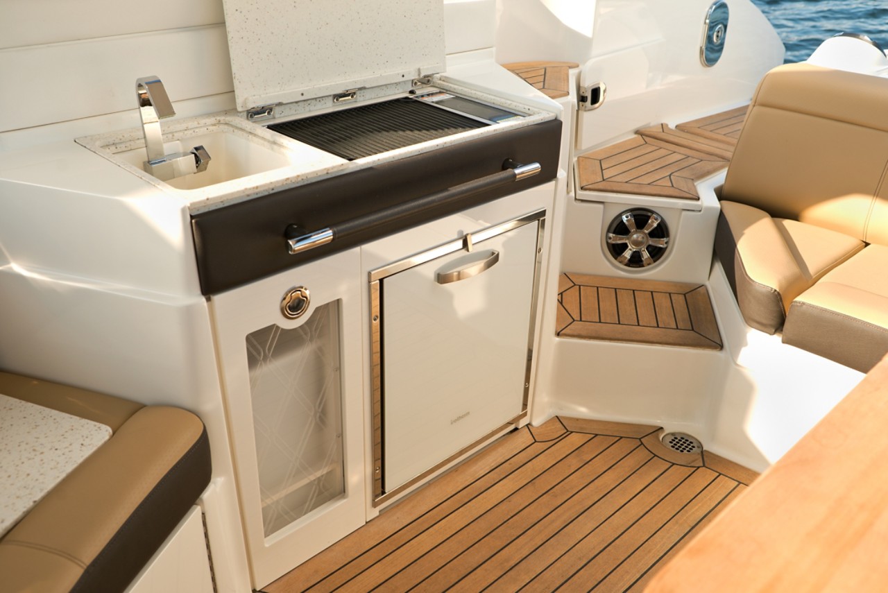 2024 SLX 350 Outboard cockpit wet bar grill refrigerator